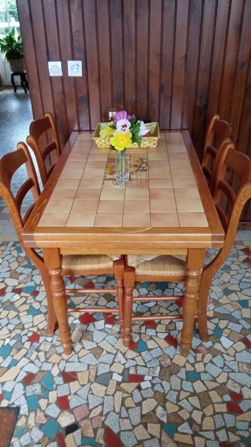 Chantilly ,Petit Dejeuner Et Table D'Hotes Possible Noyers  Dış mekan fotoğraf